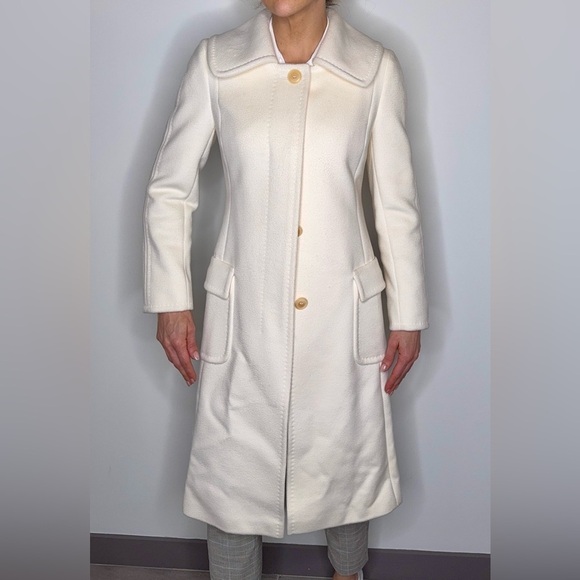 Max Mara Wool Coat - Timeless Elegance and Italian Craftsmanship ๐ - Picture 3 of 16